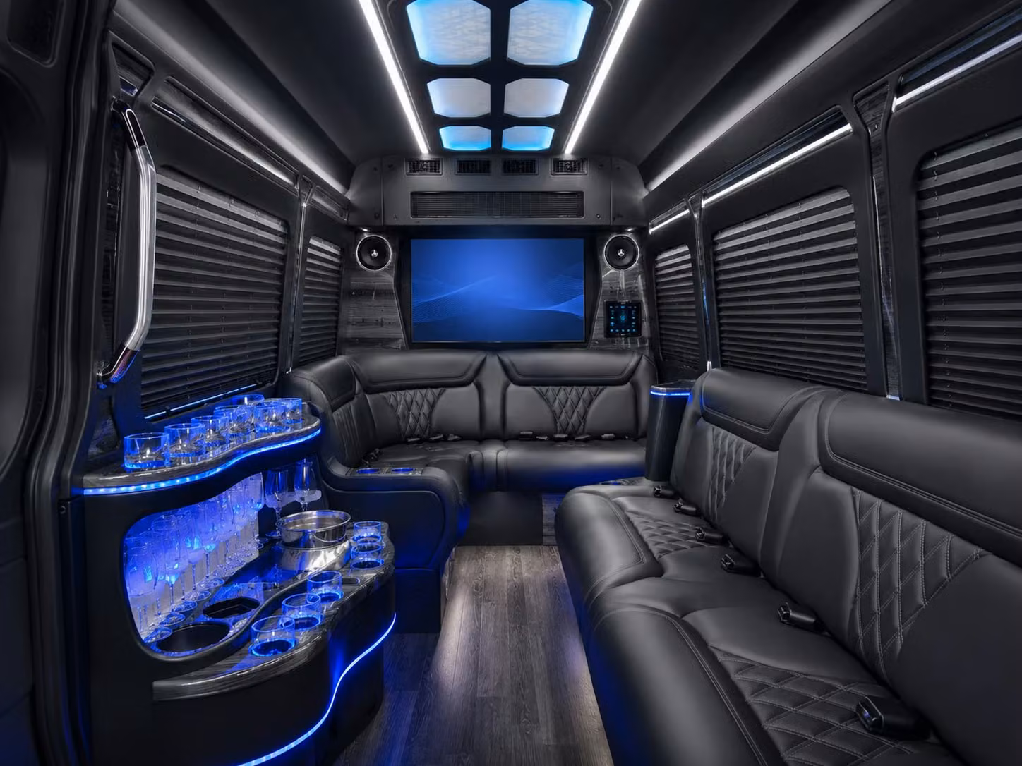 construction crew and worksite shuttle transportation in abilene